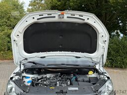 VW Caddy Maxi 1.6 Tdi 5 Sitze Rollstuhlrampe Klima