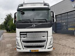 Volvo FH 460 GLOBETROTTER XL I SAVE / DYNAMIC STEERIN...