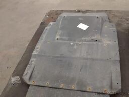 Man Occ voorste links/rechts spatbord MAN TGX 81612100
