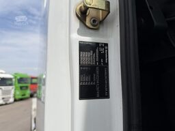 Mercedes-Benz Actros 3241 8x2 Hakengerät / Swiss-Vehicle