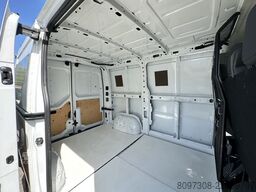 Renault Master L1H1  KASTEN   TÜV  HAND   2.8T