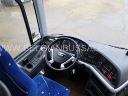 MAN Lions Coach R09 / 13.3m / Lift / USB / Full Option