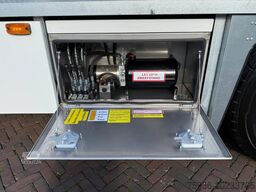 Renault T530 HIGH SHOWTRUCK Unused MULTI Transporter F...