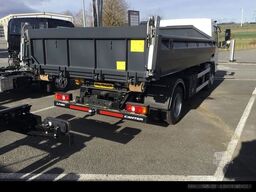 FUSO Canter 7C18 Palfinger-Abrollkipper +Mulde+AHK3,5