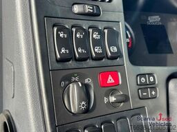 Scania P 250 DB4x2MNB FULL AIR FRIGO TAIL LIFT 2T