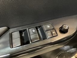 Toyota HiLux 2.4 D-4D Double Cab 150 PK 4X4 / Airco / ...
