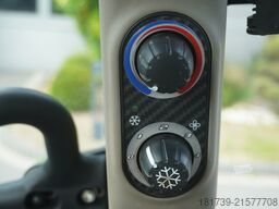 Case IH Luxxum 100 Agricultural tractor / 2800 M