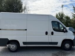 PEUGEOT Boxer Kasten Hochraum 333 L2H2 Pro BlueHDi 130