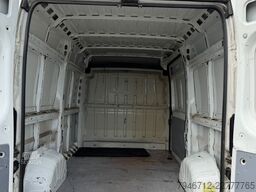 PEUGEOT Boxer Kasten Hochraum 333 L2H2 Pro BlueHDi 130