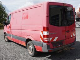 MERCEDES-BENZ Sprinter 215 CDI Kasten