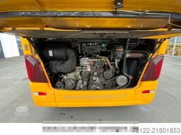 SETRA S 531 DT / Stehplätze / Rollstuhlplatz