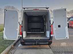 MERCEDES-BENZ SPRINTER 211 CDI L2H1