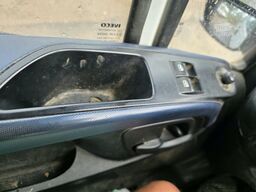 IVECO 35S16, 1+2 Sitzer, Klima Automat, Trennwand, AHK