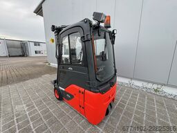 Linde E15-386-02--EK + Ladegerät 3681 --V262