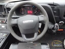 IVECO Rosero First, 29 Sitze, Euro 6