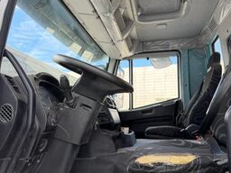 IVECO TRAKKER 400