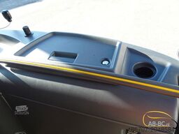 MERCEDES-BENZ Tourismo RHD-L 64 SITZE EURO 5