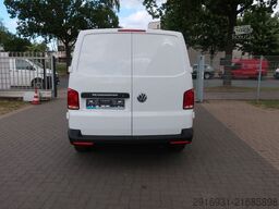 VOLKSWAGEN T6.1 Transporter Kasten lang FWD / Klima / PDC