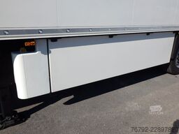 SCHMITZ CARGOBULL SKO 24/L V7 Multitemp/Doppelst./Trennwand/Liftac