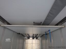 SCHMITZ CARGOBULL SKO 24/L V7 Multitemp/Doppelst./Trennwand/Liftac