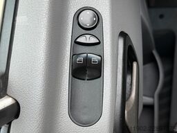 MERCEDES-BENZ Sprinter 311 CDI Maxi Rollstuhl Automatik 80KW