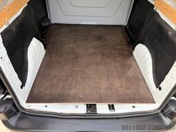 PEUGEOT Partner 1.5 BlueHDI Premium L1H1 AHK Tempo. 73KW
