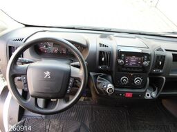 PEUGEOT Boxer 435 L4H3 2.2 BlueHDI 165 Premium Klima-AHK
