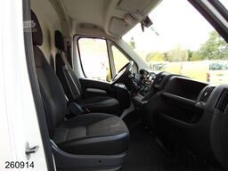 PEUGEOT Boxer 435 L4H3 2.2 BlueHDI 165 Premium Klima-AHK