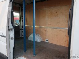 VOLKSWAGEN Crafter L2H2 1.Hand / Klima / SHZ / FN:87