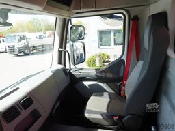 Renault C280 DTI 8/ FASSI crane F135a.22 /15EPAL