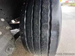 SCHMITZ CARGOBULL SCS24/L 13.62 E B 1.Hand Liftachse Edscha Portal