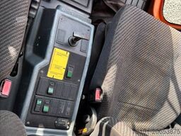 MULTICAR Multicar M30 4x4 Arbeitsbühne + 3. S-Kipper