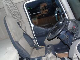 Renault Kerax 410DXI + 8X4 + MANUAL + SPRING