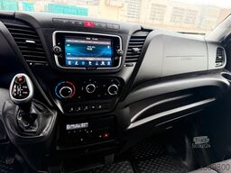 IVECO 70C18H HI Duo Schwenkwandkoffer LBW 1,5to