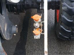 BOBCAT L75 mit Schaufel & Palettengabel