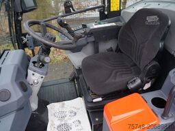 BOBCAT L75 mit Schaufel & Palettengabel