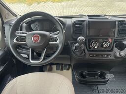 LMC Tourer A 690 Schaden am Alkoven