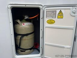 LMC Tourer A 690 Schaden am Alkoven