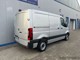 MERCEDES-BENZ Sprinter 314 AUTOMATIK NAVI TOTWINKEL KAMERA LED