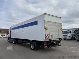 HSA 21 Koffer mit Hebebühne / Swiss-Vehicle