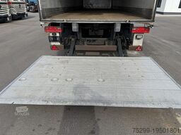 HSA 21 Koffer mit Hebebühne / Swiss-Vehicle