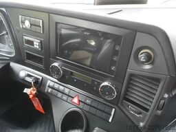 Mercedes-Benz Actros 1824 / Refrigerator 22 EPAL