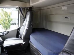 Volvo FH 460 / Krone refrigerator 23 EPAL! / C