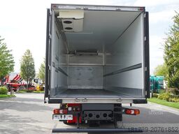Mercedes-Benz Actros 2546 / Lecapitaine refrigerator