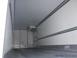 Mercedes-Benz Actros 2546 / Lecapitaine refrigerator