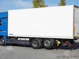 Mercedes-Benz Actros 2548 E6 / GIGA / Cab Lounge chair