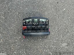 Mercedes-Benz Arocs 3253 8x4 Hiab 105 Tonmeter laadkraan