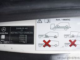 MERCEDES-BENZ Vito 4x4 Notarzt Einsatzfahrzeug NEF