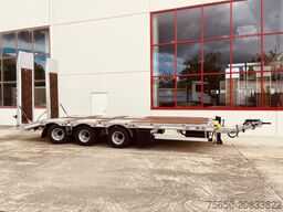 Möslein TT 31  31 t Tridem- Tieflader 3 Achs, 8 m LadeflächeNeufahrzeug