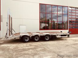 Möslein TT 31 31 t Tridem- Tieflader 3 Achs, 8 m LadeflächeNeufahrzeug